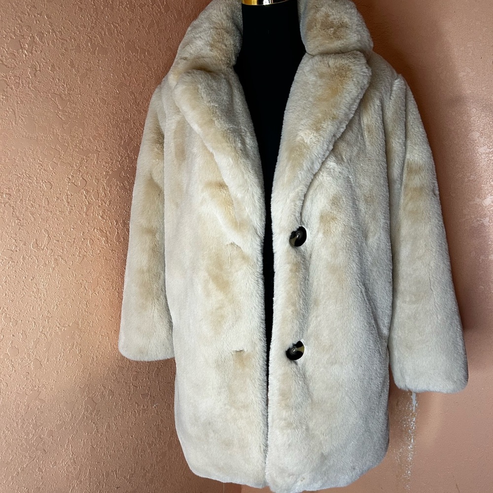 Metaphor Cream Teddy Jacket